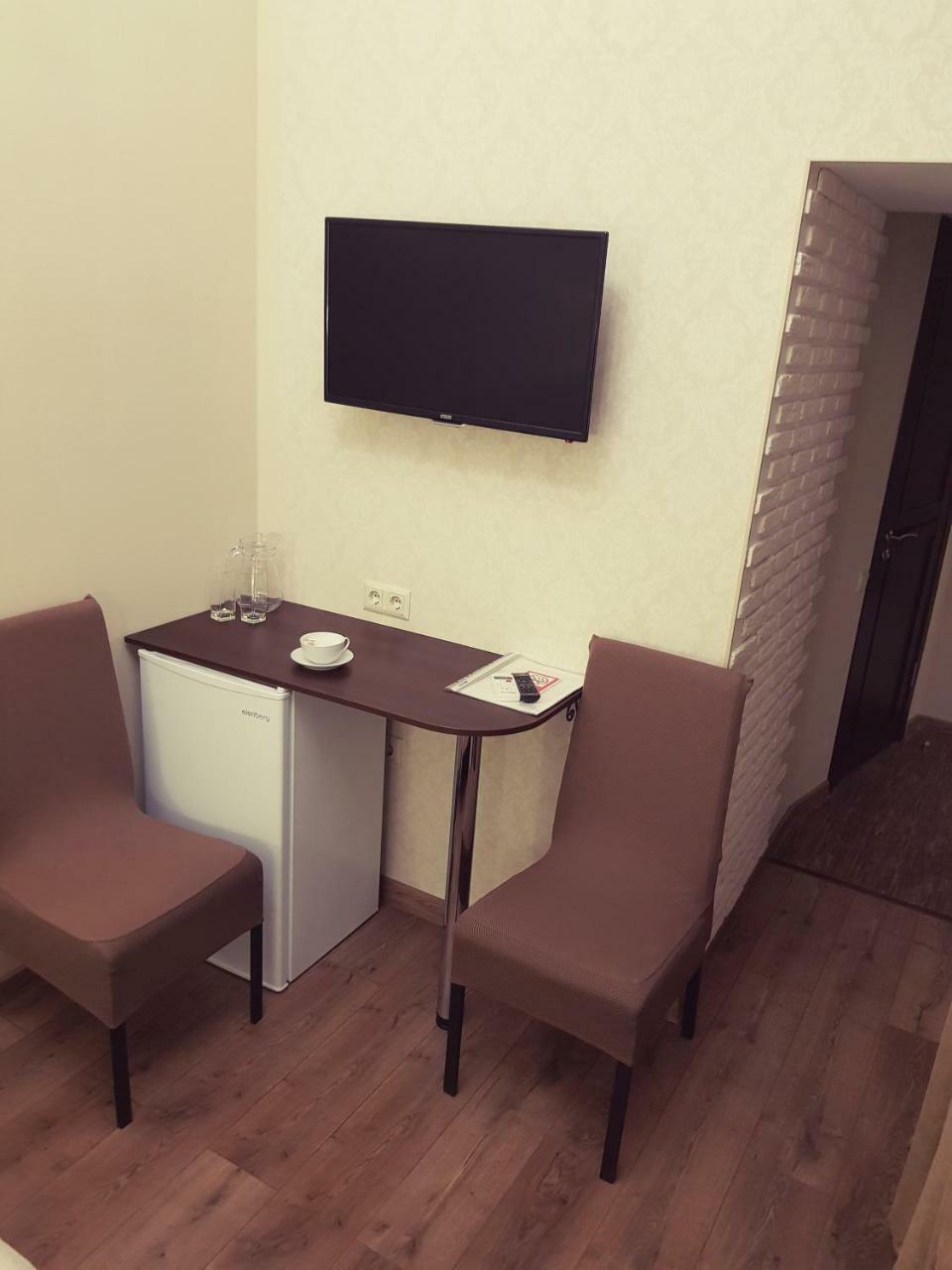 Mini Otel Cozy Patio Odesa Exterior photo
