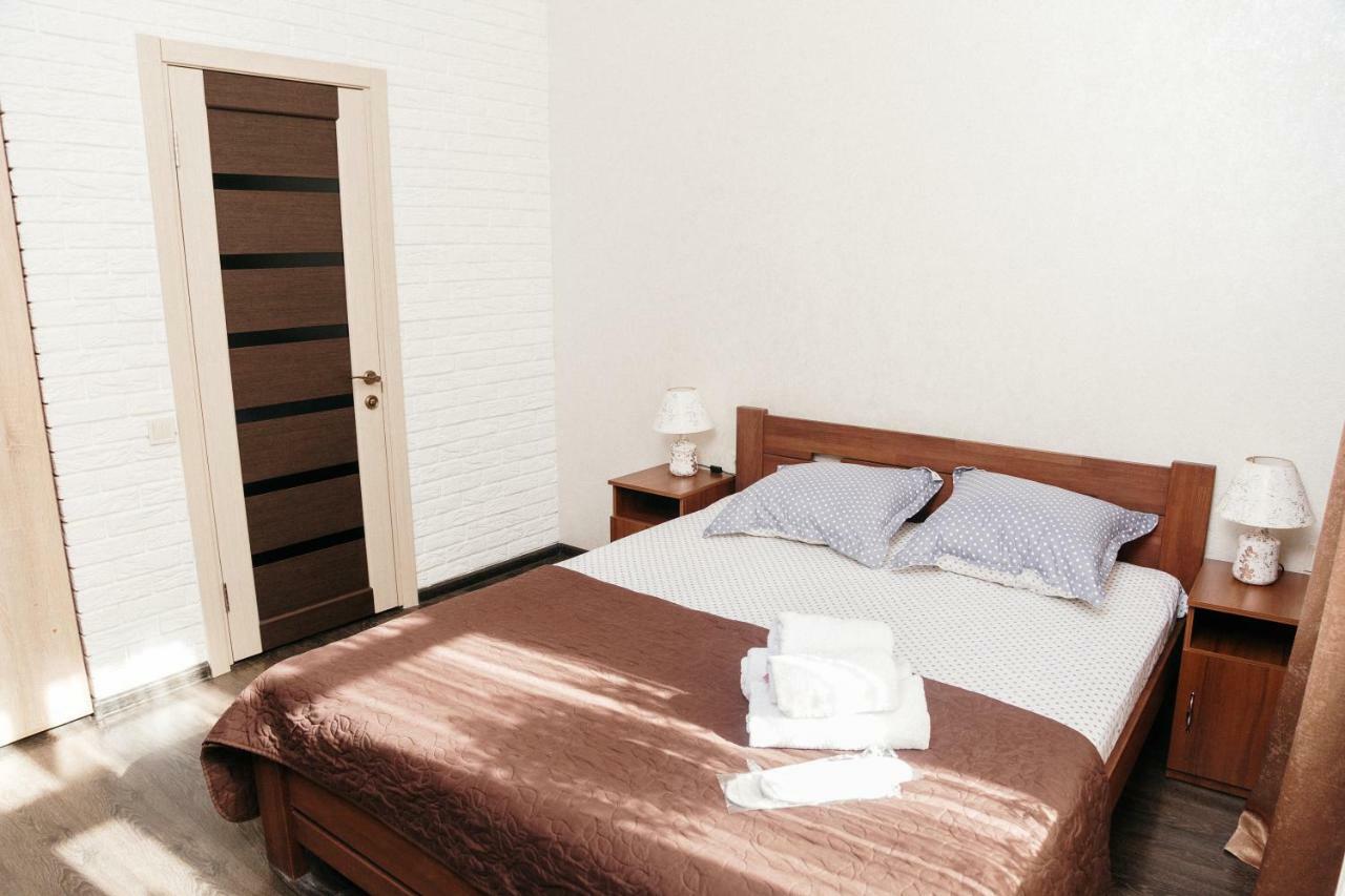 Mini Otel Cozy Patio Odesa Exterior photo