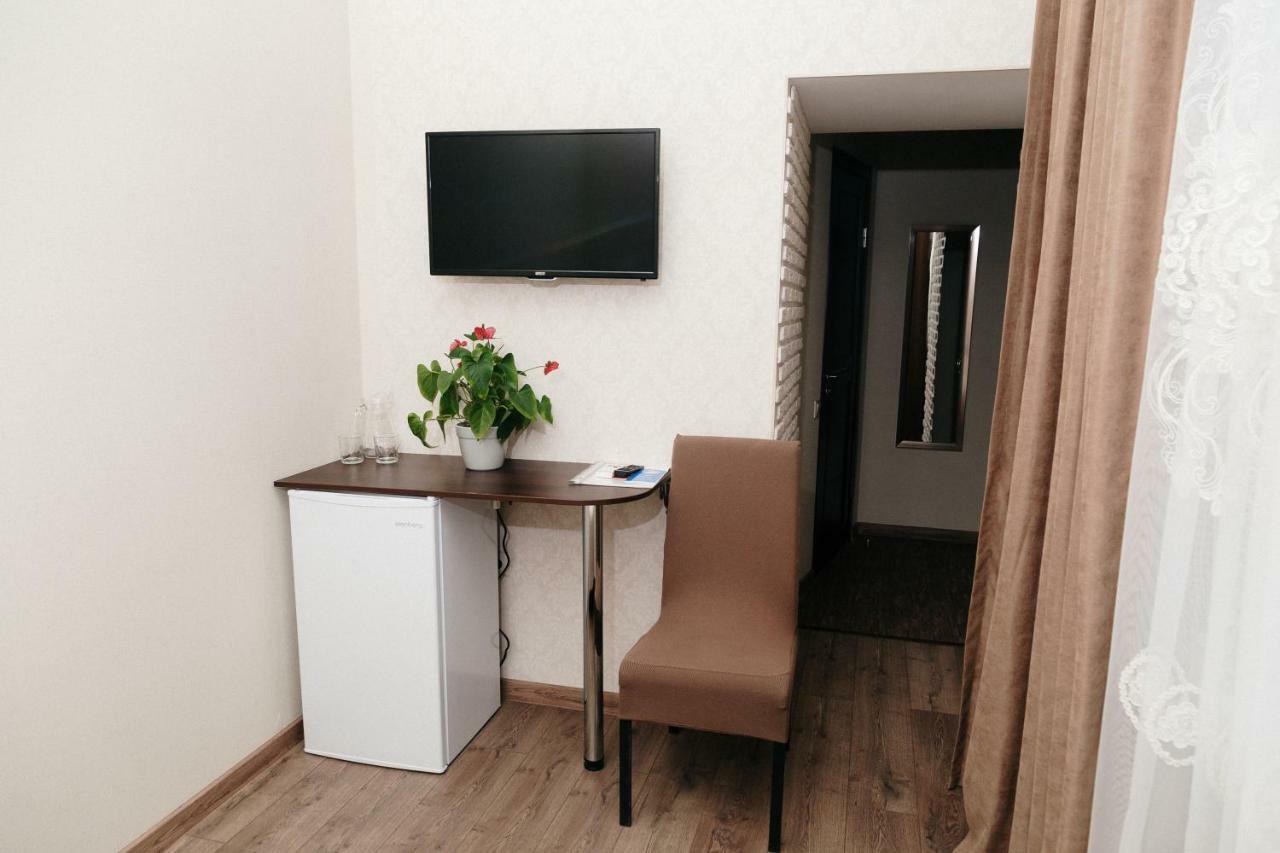 Mini Otel Cozy Patio Odesa Exterior photo